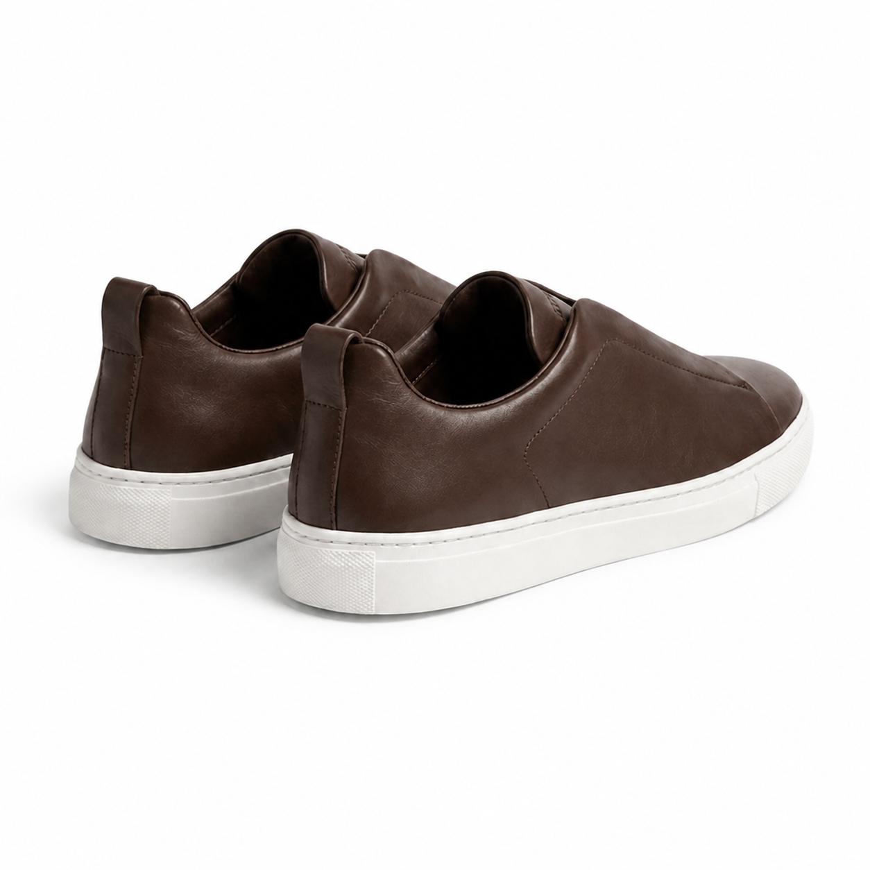 Bruce & Co Norvane dark brown laceless low-top sneakers rear view on pure white
