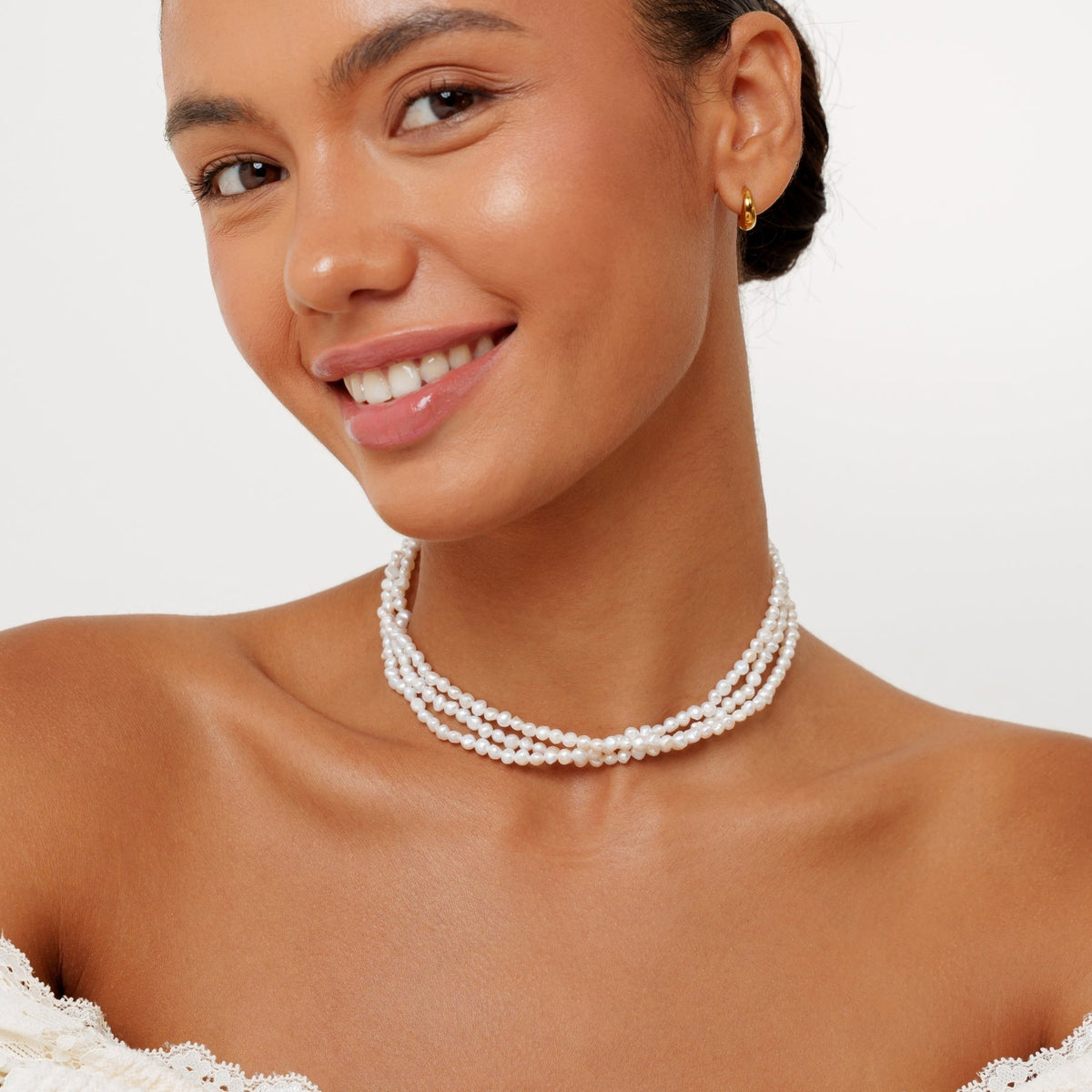 Bruce & Co Positano – Triple Strand Freshwater Pearl Choker