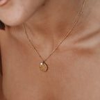 Bruce & Co Island – Hammered Coin Pendant Necklace, 15 mm
