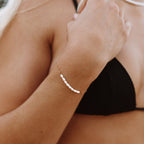 Bruce & Co Mini Pearl Chain Bracelet, 15–18 cm, Gold PVD Steel