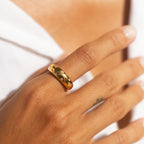 Bruce & Co Milky Way – Star-Set White Stone Dome Ring, Stainless Steel