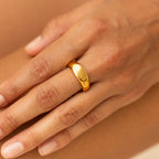Bruce & Co Everyday – Plain Oval Signet Ring, Steel