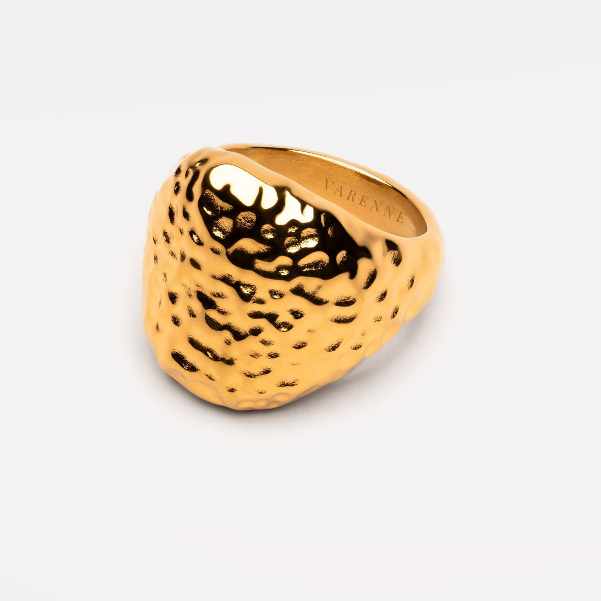 Bruce & Co Molten – Hammered Dome Statement Ring, Steel