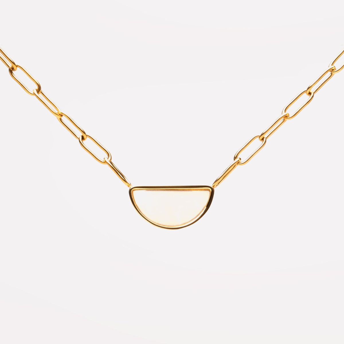 Bruce & Co Muse – Mother of Pearl Paperclip Choker