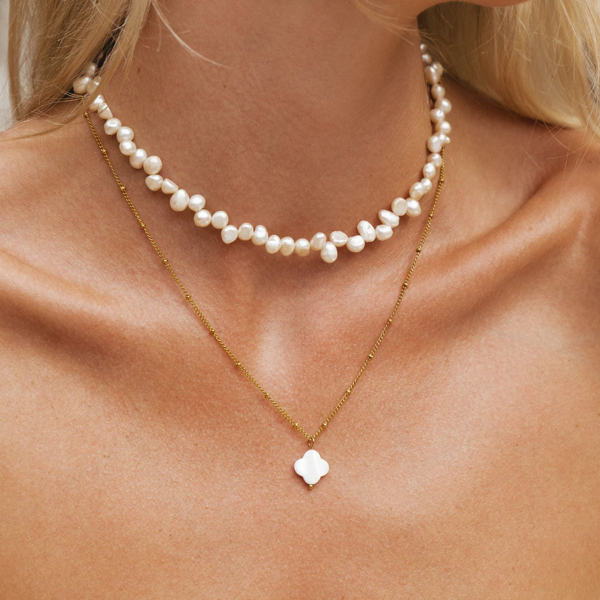 Bruce & Co Positano – Mother-of-Pearl Quatrefoil Necklace