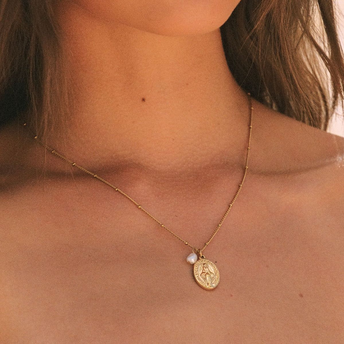 Bruce & Co Faith – Oval Devotional Medal and Pearl Necklace