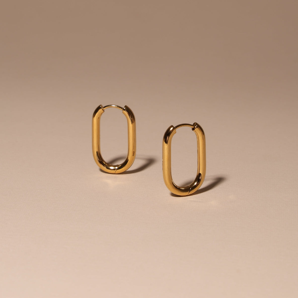 Bruce & Co Elongated Oval Hoop Earrings, 15 × 24 mm