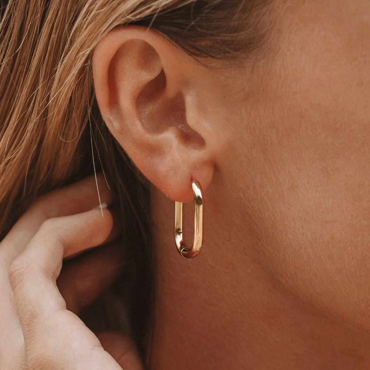 Bruce & Co Elongated Oval Hoop Earrings, 15 × 24 mm