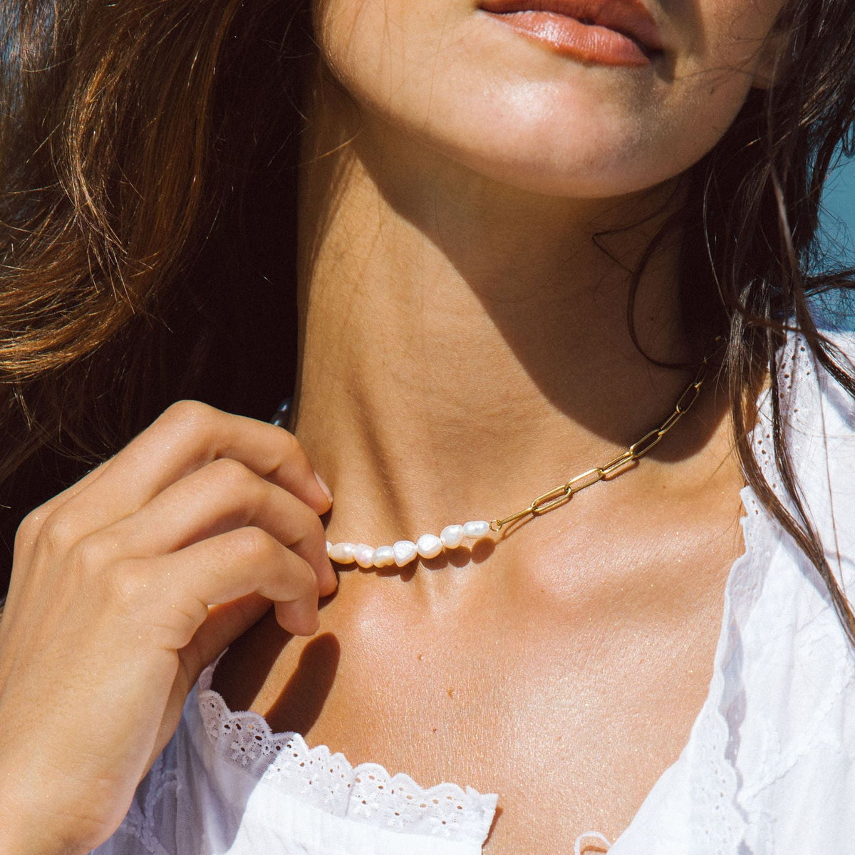 Bruce & Co Mykonos – Half Pearl and Paperclip Necklace, 39 cm