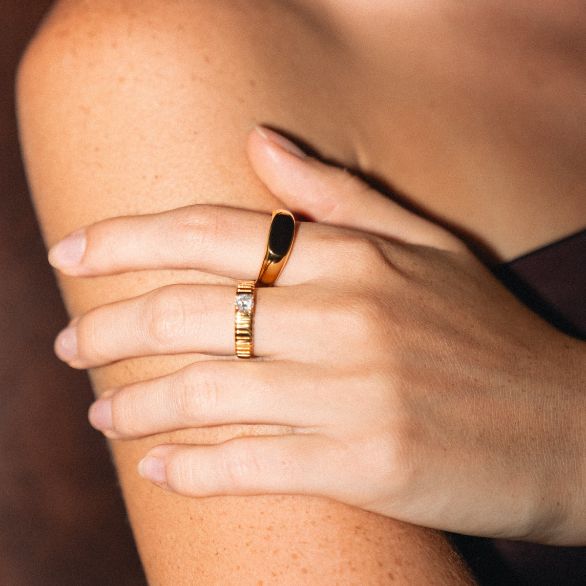 Bruce & Co Aspen – Round White Zircon Ribbed Ring