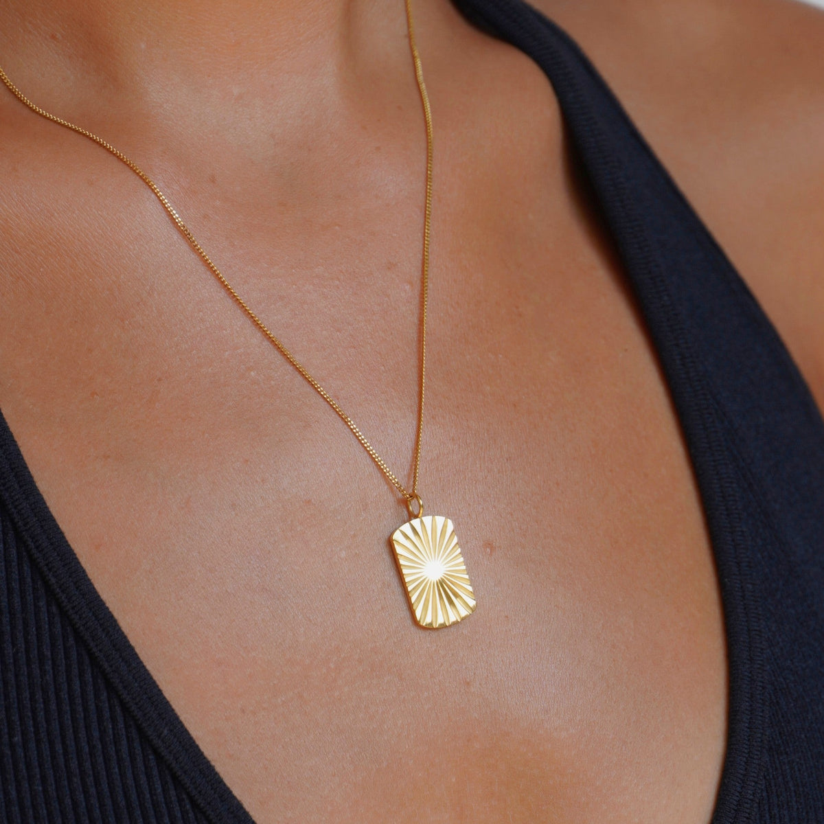 Bruce & Co Seaside – Sunburst Tag Pendant Necklace