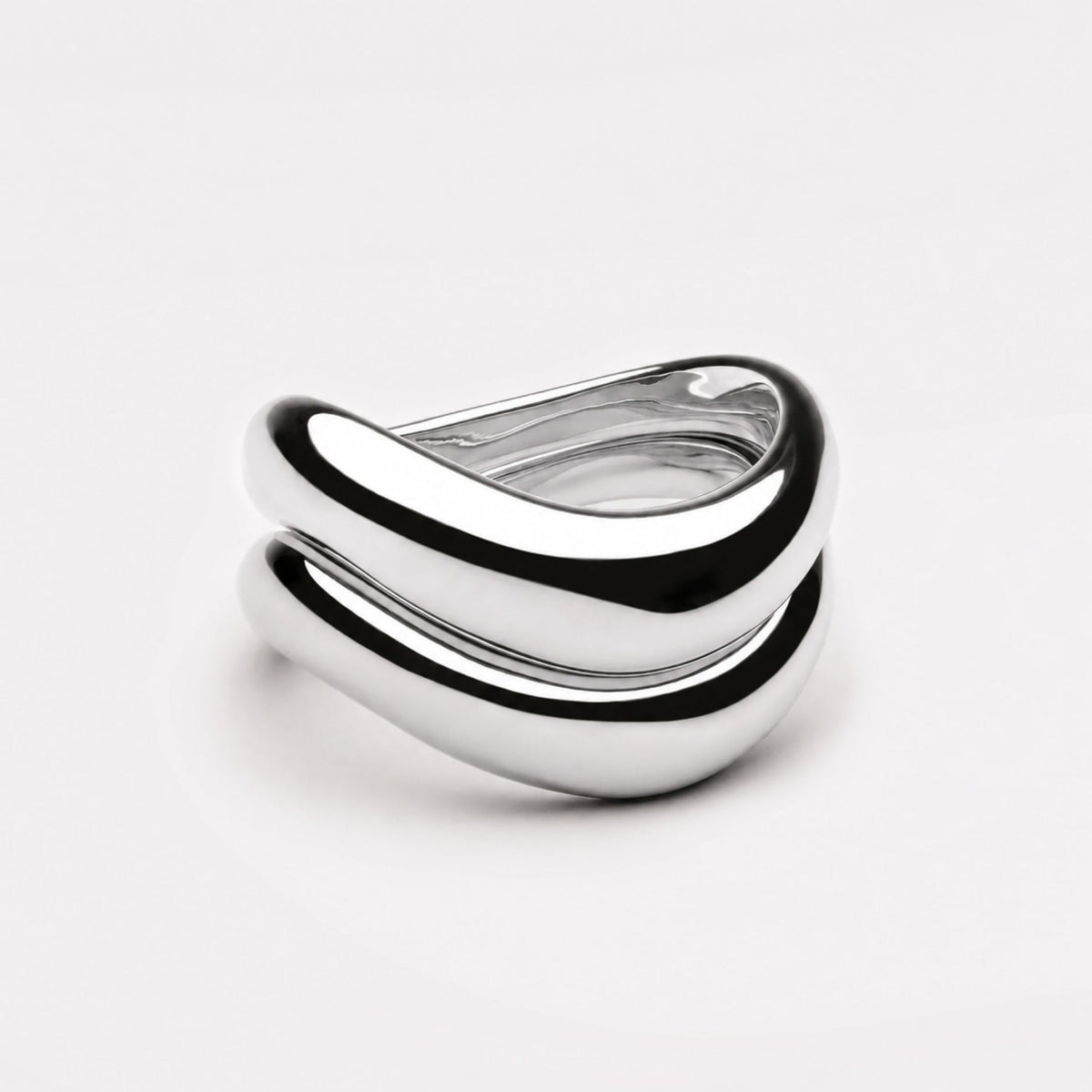 Bruce & Co Double Trouble – Two Sculpted Wave Rings Set