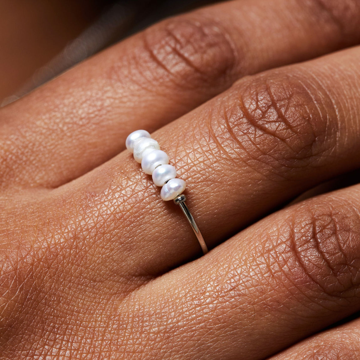 Bruce & Co Five Freshwater Pearl Ring, Steel