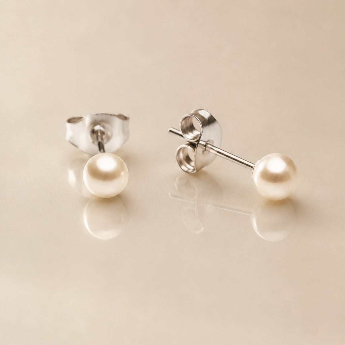 Bruce & Co Freshwater Pearl Stud Earrings, 4 mm