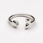 Bruce & Co Island – Adjustable Shell and Whale Tail Ring