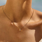 Bruce & Co Glow – Clear Rectangular Pendant Necklace, 45 cm
