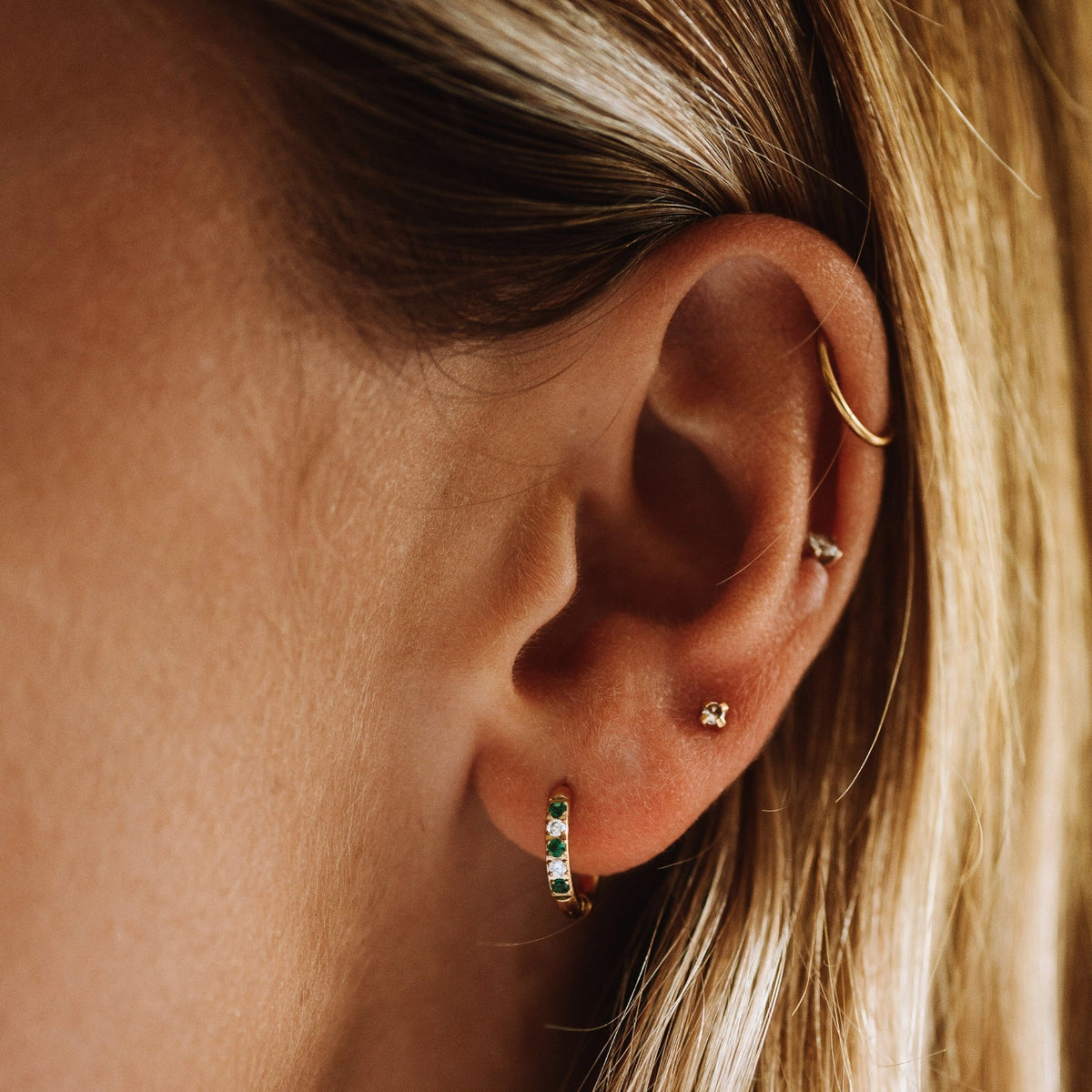 Bruce & Co Oasis – Green Crystal Hoop Earrings, 12 mm