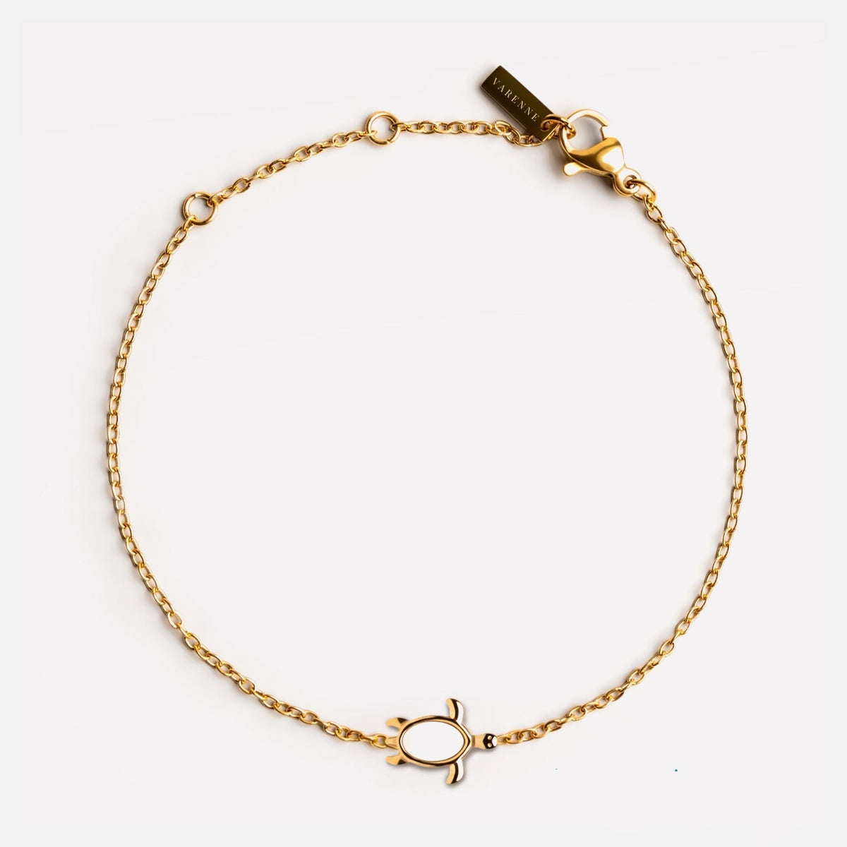 Bruce & Co Guardian – Mother of Pearl Turtle Bracelet
