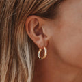 Bruce & Co Everyday – Twisted Hoop Earrings, 23 mm