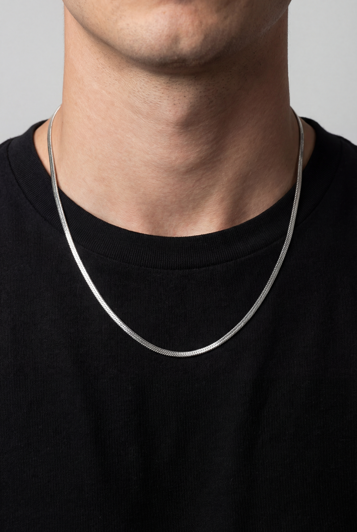 Bruce & Co Vento – Flat Link Necklace, 3 mm, Silver-Tone Stainless Steel