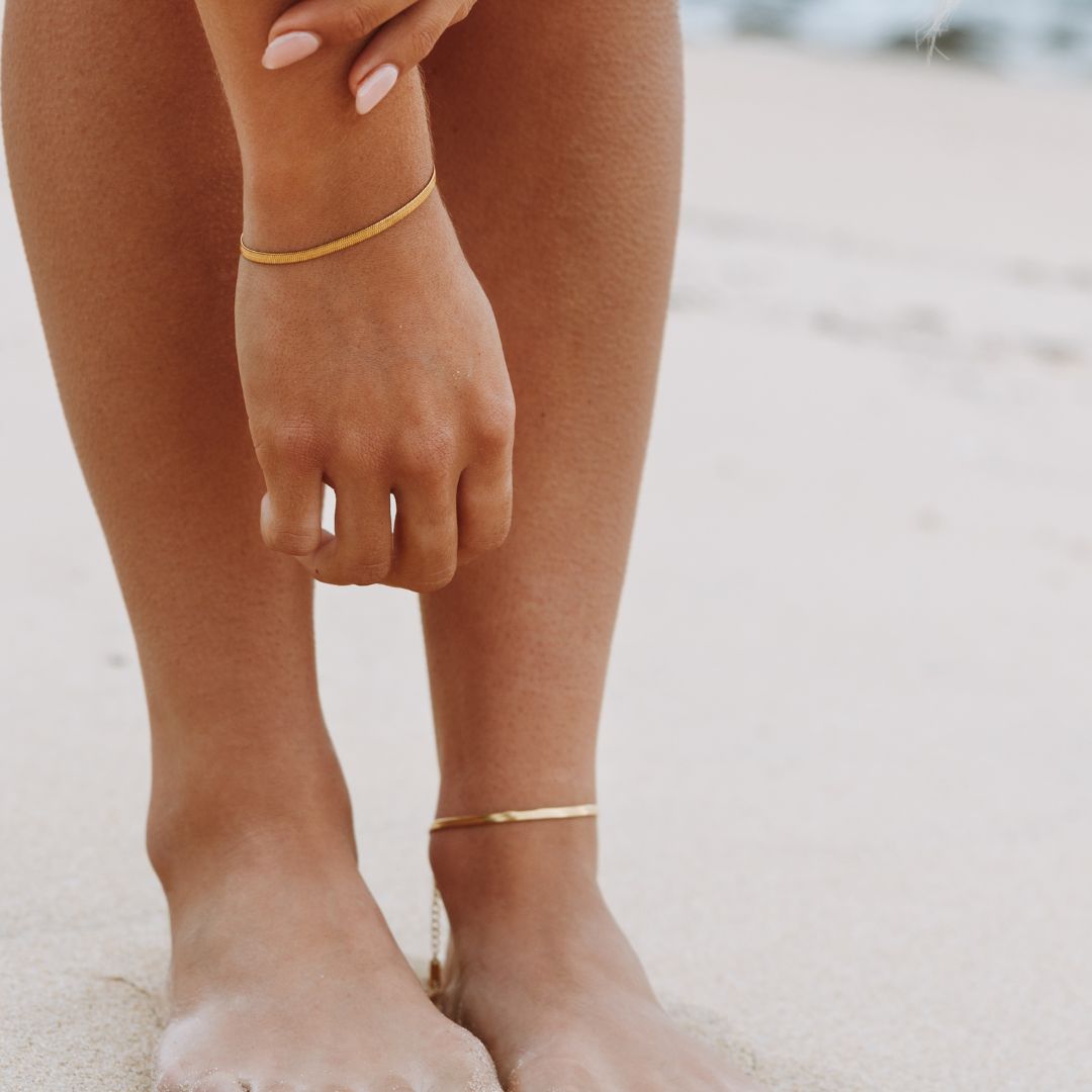 Bruce & Co Kauai – Herringbone Anklet, 4 mm × 22 cm