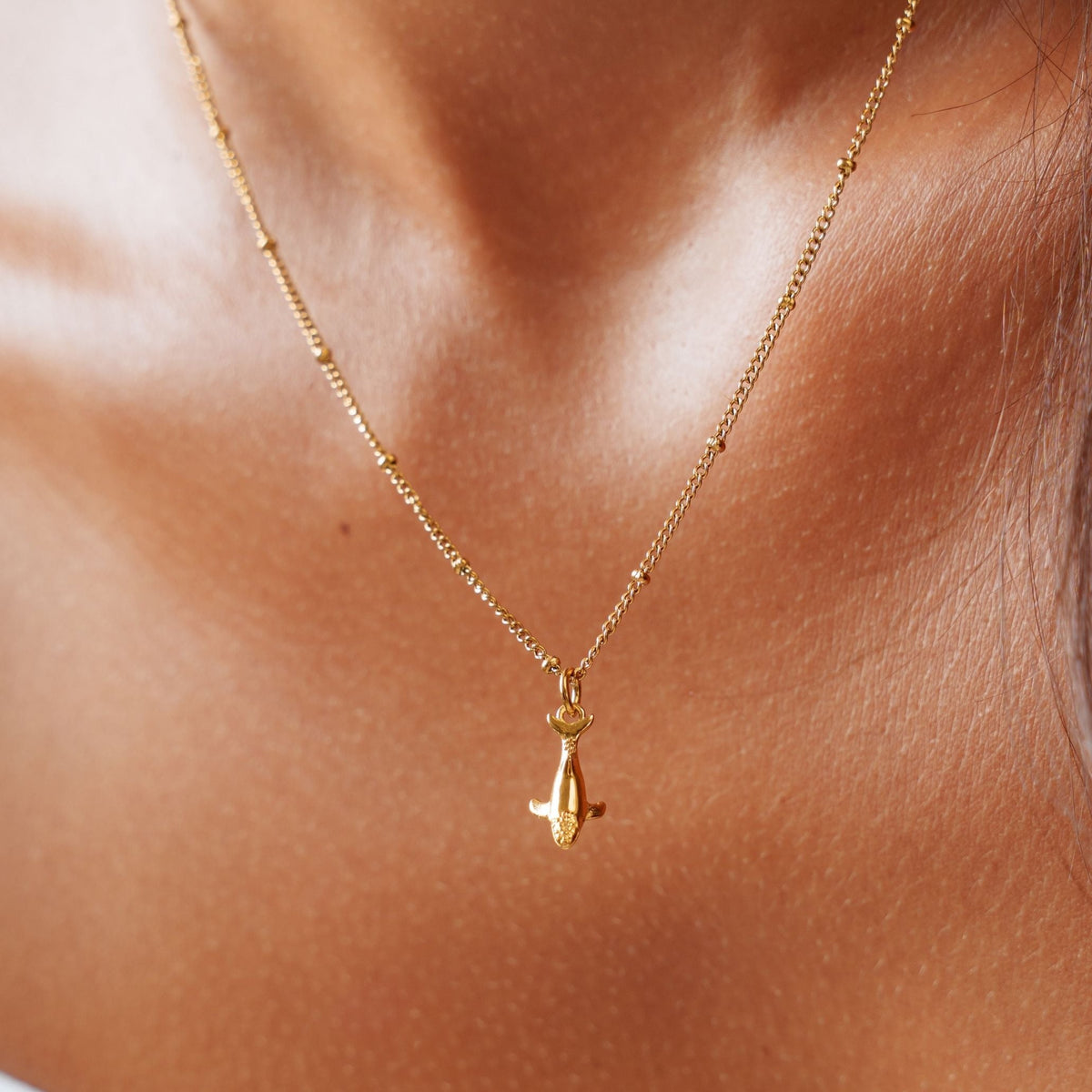 Bruce & Co Whale Pendant Necklace, 45–50 cm, Gold PVD Steel