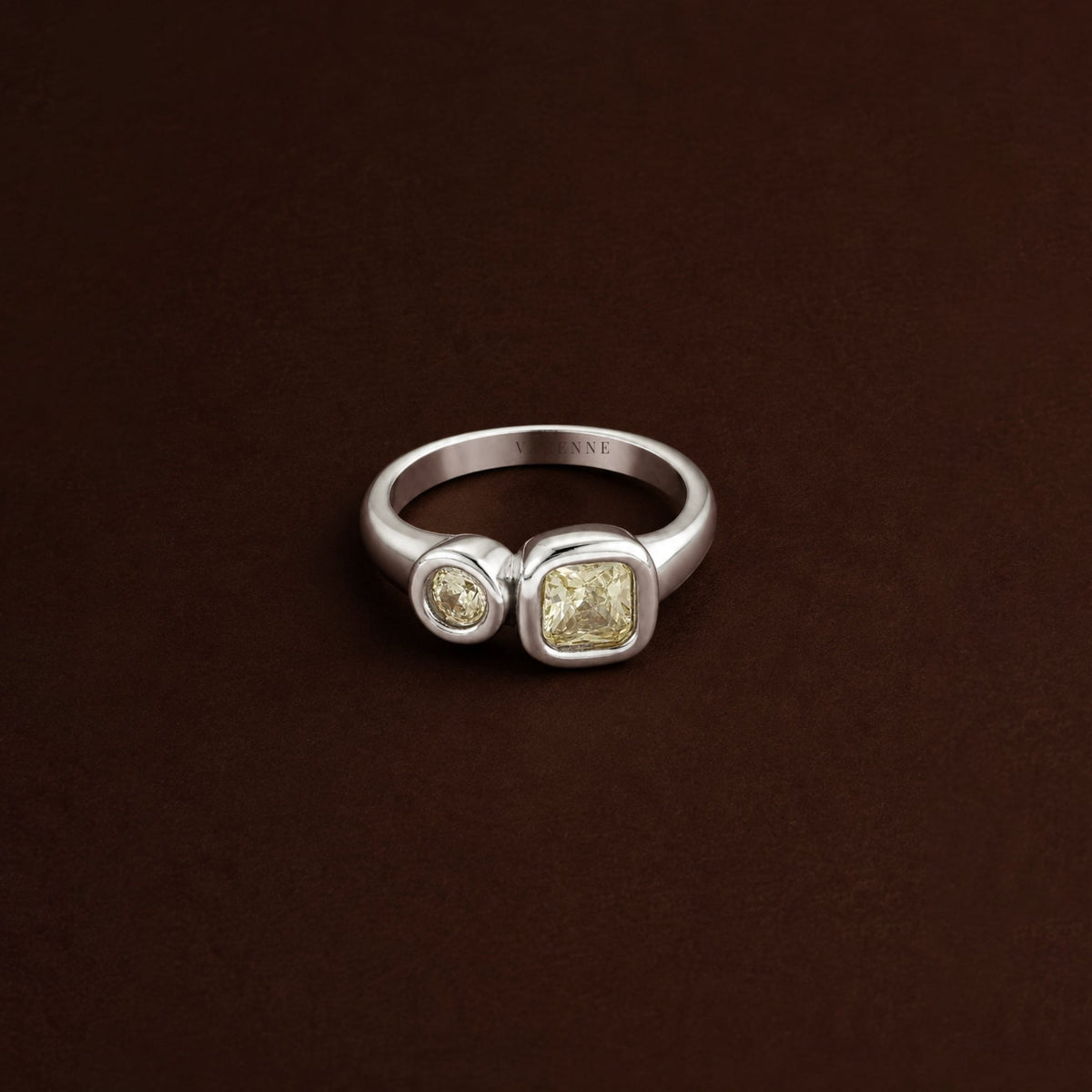 Bruce & Co Zesty – Yellow Zircon Two-Stone Swirl Ring, Stainless Steel